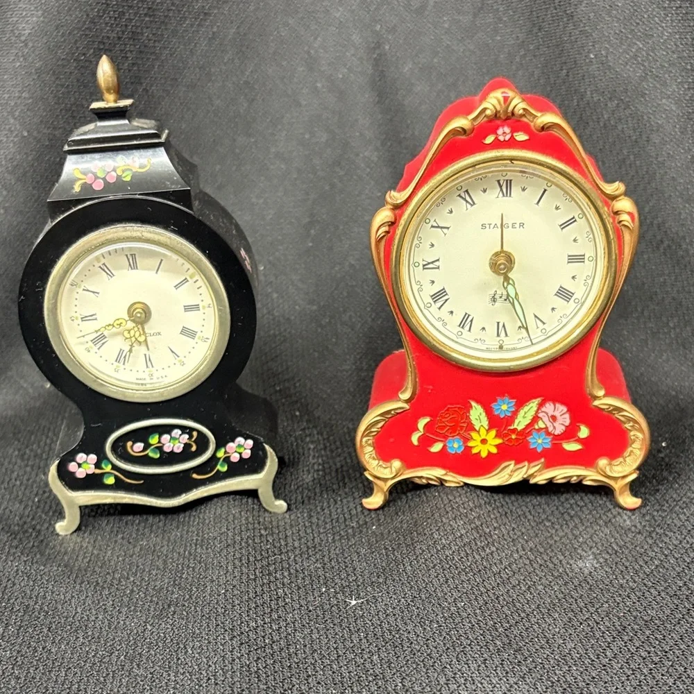 Pair of decorative vintage Clocks